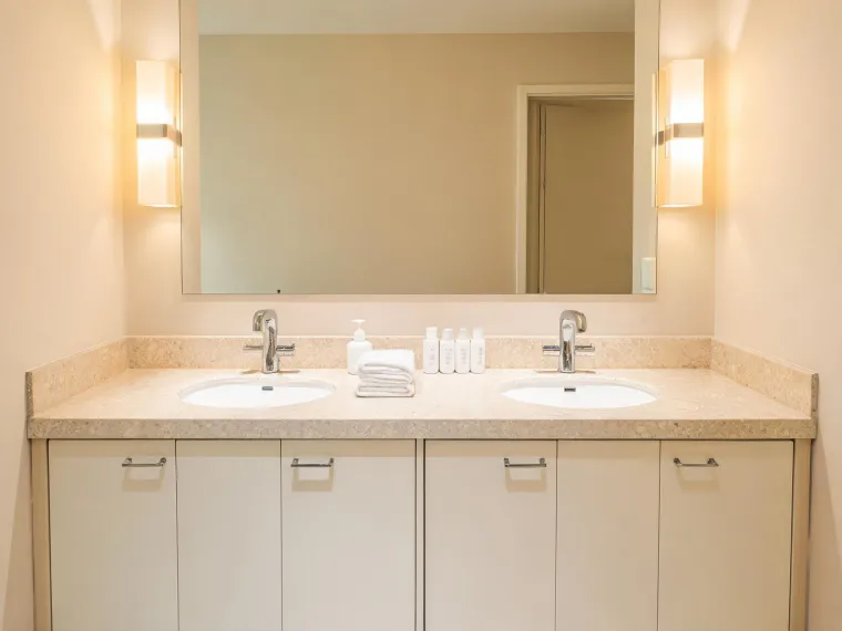 Hospitality vanity quartz banks